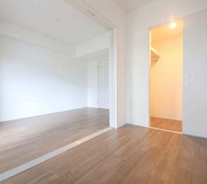 ファーストフィオーレ九条Ⅱ403の寝室