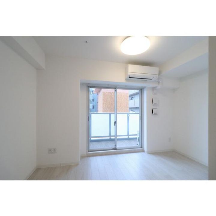 アドバンス上町台シュタットの居間