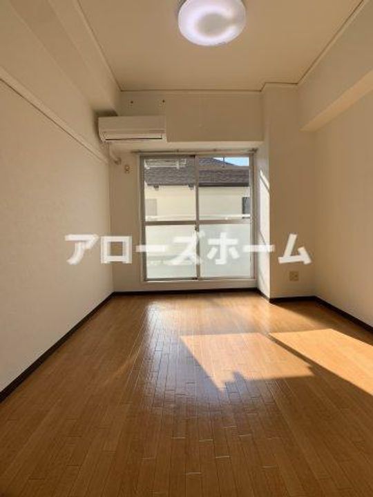兵庫県神戸市西区伊川谷町有瀬(マンション)の賃貸物件の居間