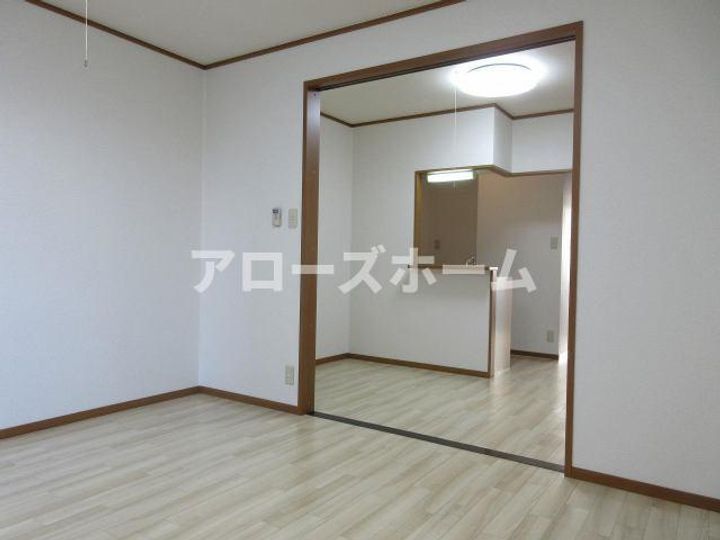 兵庫県神戸市西区玉津町出合(アパート)の賃貸物件の居間