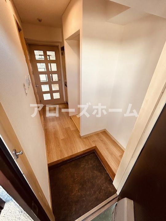 兵庫県神戸市西区南別府3丁目(マンション)の賃貸物件の玄関