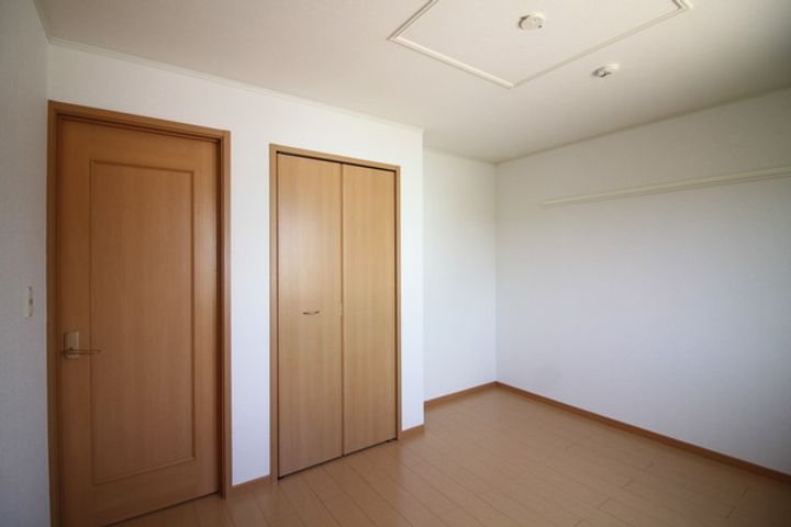 滋賀県長浜市南田附町の賃貸アパートの居間