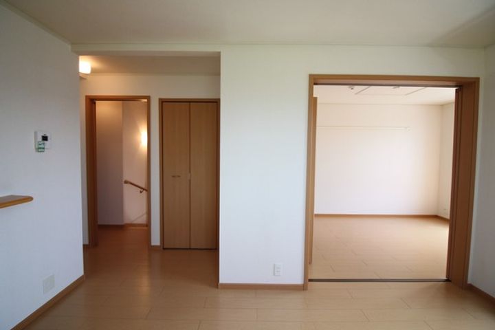 滋賀県長浜市南田附町の賃貸アパートの居間