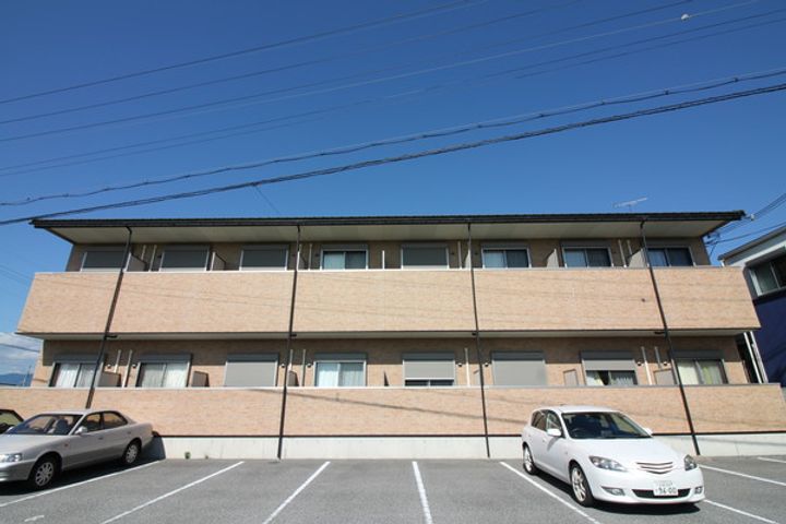 滋賀県長浜市小堀町の賃貸マンションの外観