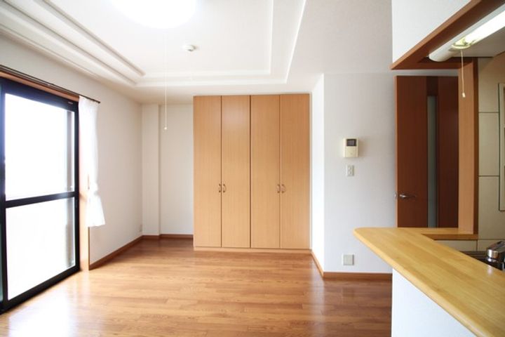 滋賀県長浜市内保町の賃貸マンションの居間