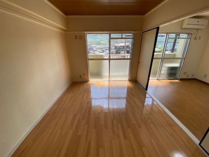 滋賀県米原市下多良2丁目の賃貸マンションのその他画像