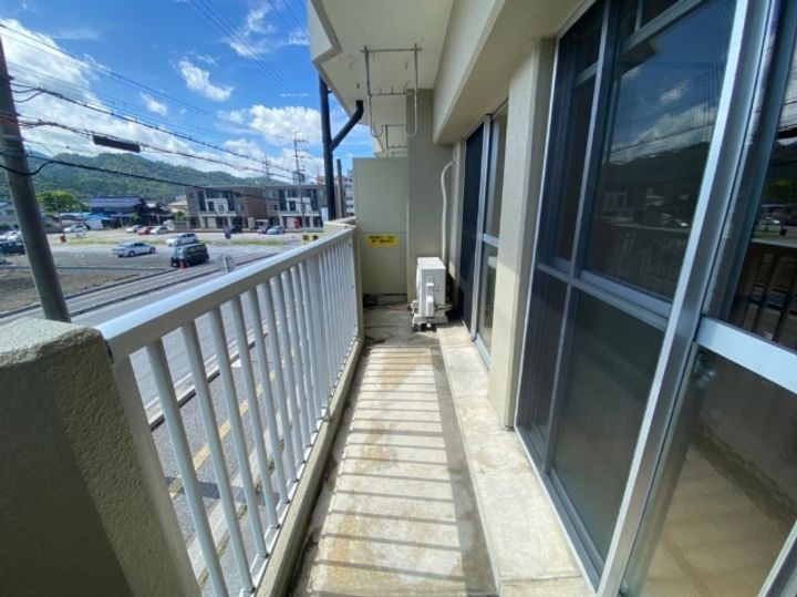 滋賀県米原市下多良2丁目の賃貸マンションの内装