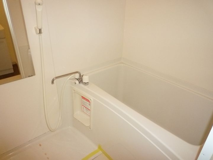滋賀県長浜市口分田町の賃貸マンションの風呂