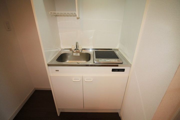 滋賀県長浜市口分田町の賃貸マンションのキッチン