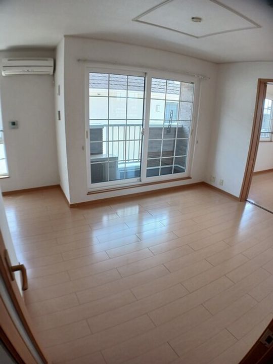 ラ シエスタの居間