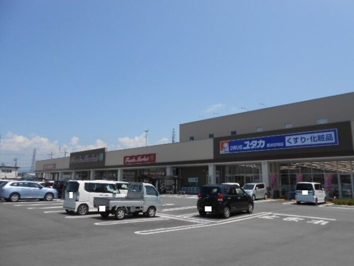 ラ シエスタの周辺