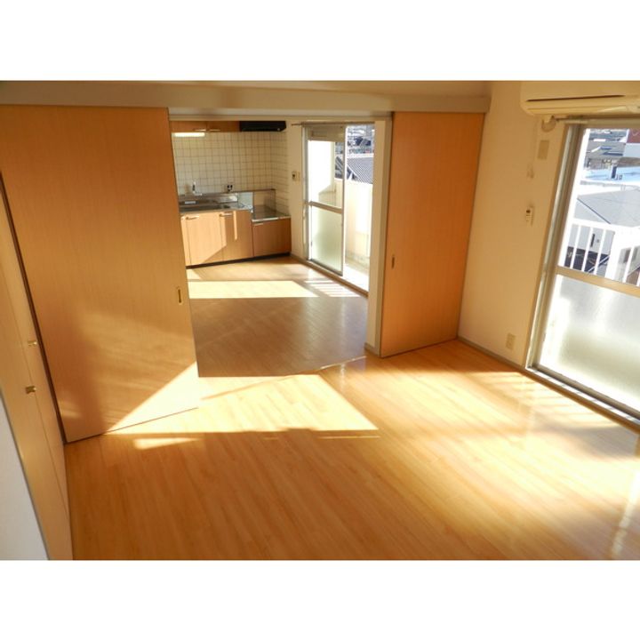 Nハイツ24の居間