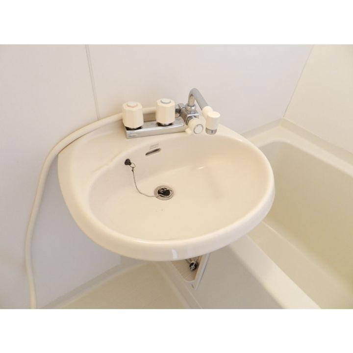 滋賀県近江八幡市鷹飼町北1丁目の賃貸アパートの内装