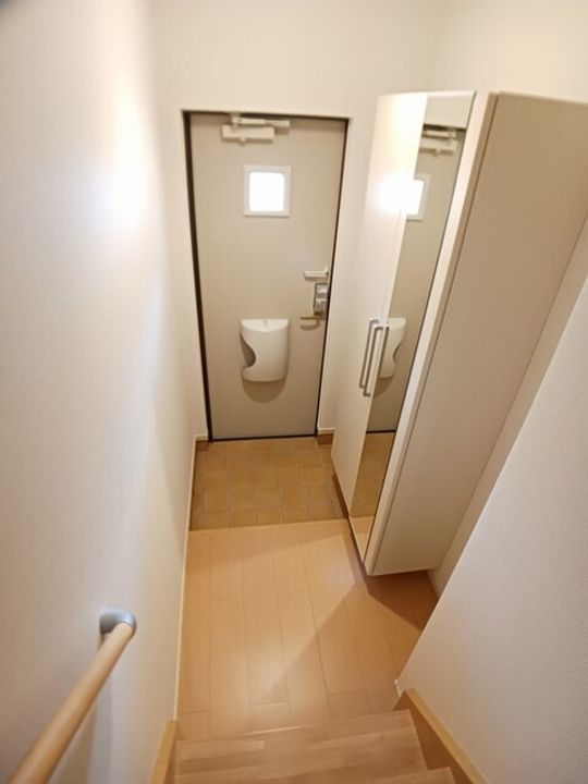 パインビレッジ ビオーラの玄関