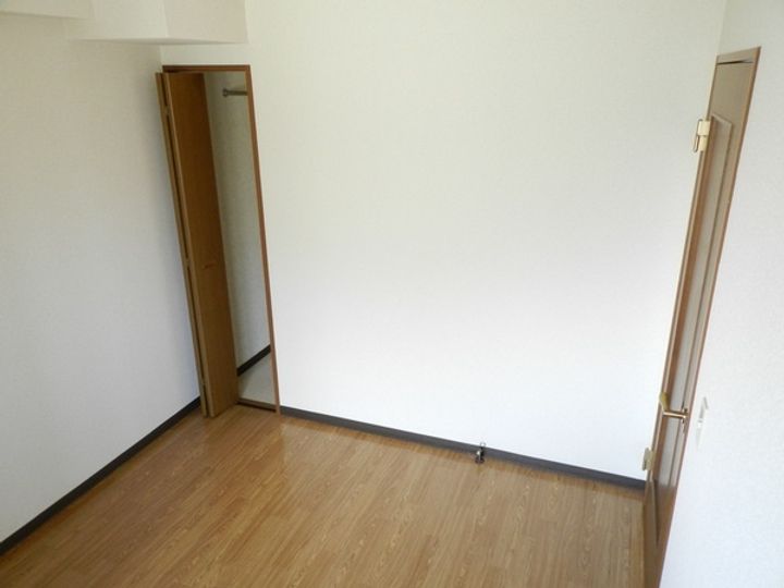 グランド・コペーの居間