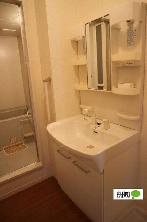 滋賀県野洲市野洲の賃貸アパートの内装