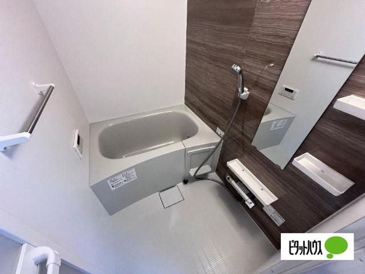 滋賀県東近江市佐野町の賃貸アパートの風呂