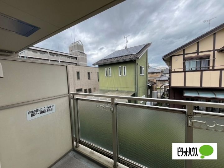滋賀県野洲市久野部の賃貸マンションの内装