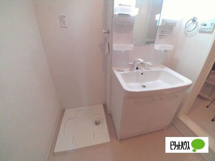 滋賀県野洲市久野部の賃貸アパートの内装