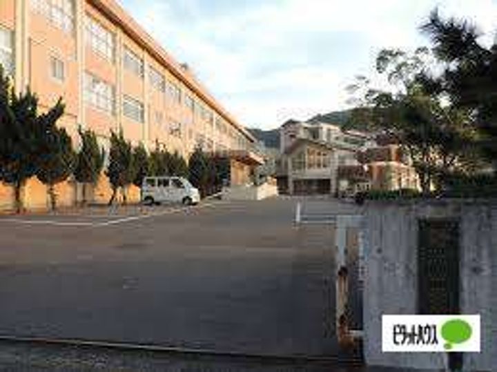 滋賀県野洲市久野部の賃貸マンションの周辺