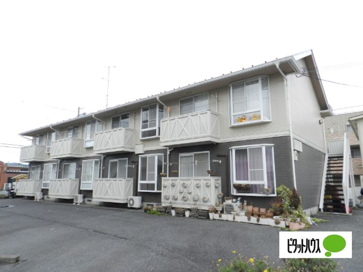 滋賀県近江八幡市鷹飼町北1丁目の賃貸アパートの外観