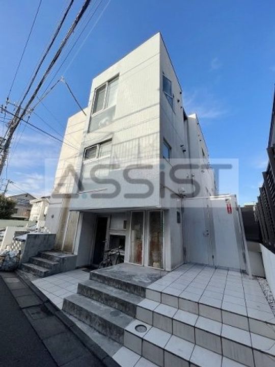 ニューディレクトレジデンス学芸大学の外観