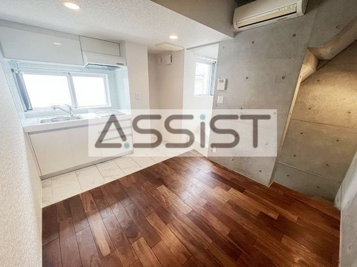 ニューディレクトレジデンス学芸大学の居間