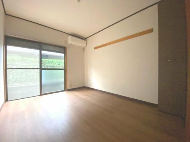 東京都世田谷区経堂1丁目(アパート)の賃貸物件の居間