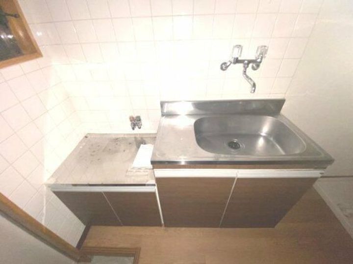 東京都世田谷区経堂1丁目(アパート)の賃貸物件のキッチン