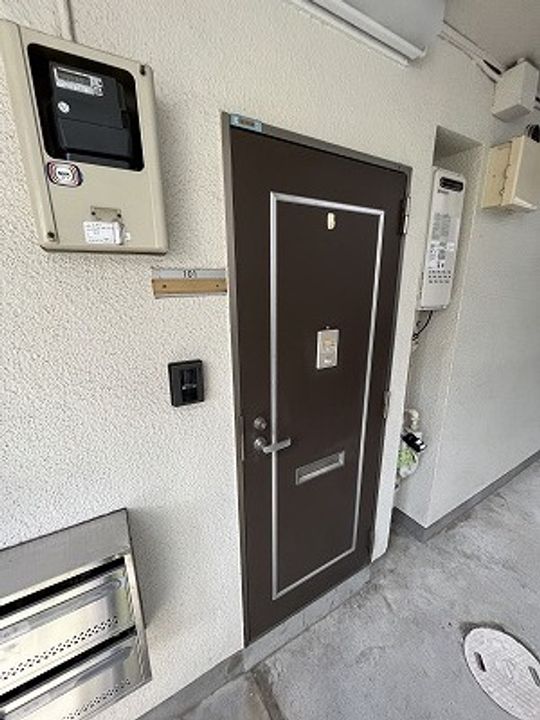 東京都目黒区自由が丘3丁目(アパート)の賃貸物件の玄関
