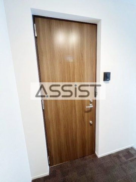 クアトレ北沢の玄関