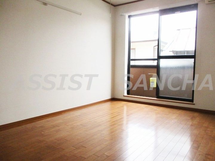 ラフィーネ野沢の居間