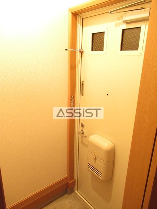 東京都世田谷区代田2丁目(アパート)の賃貸物件の玄関