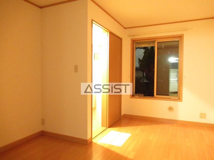 東京都世田谷区代田2丁目(アパート)の賃貸物件の居間