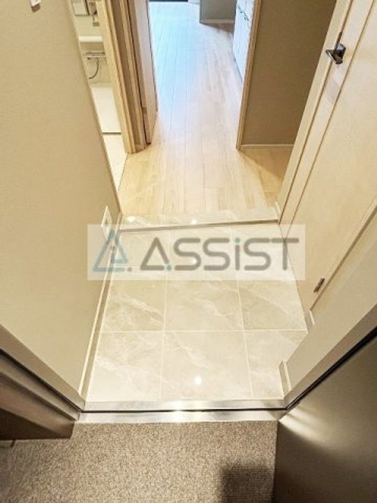 パークホームズ西小山の玄関