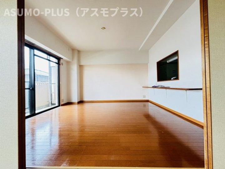 LIVE筑紫野の居間