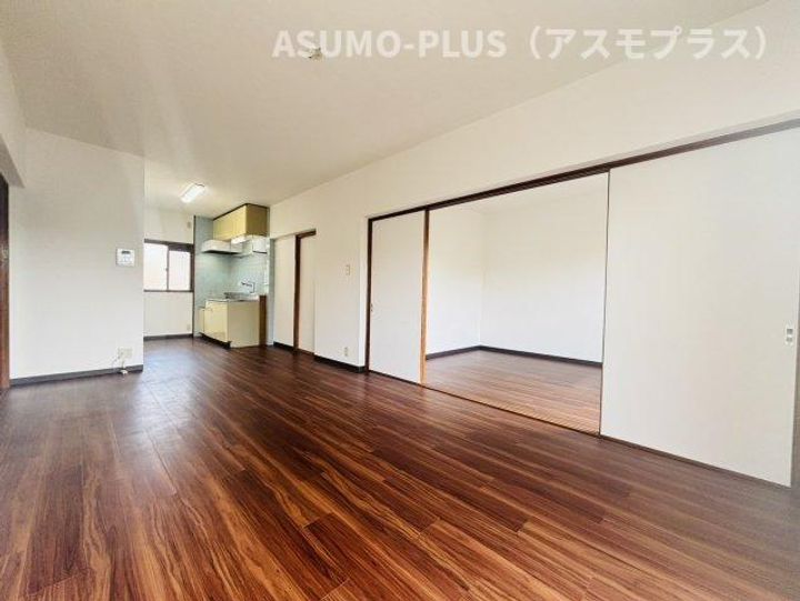 ハッピーライフ観世の居間