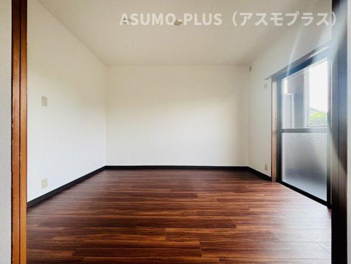 ハッピーライフ観世の居間