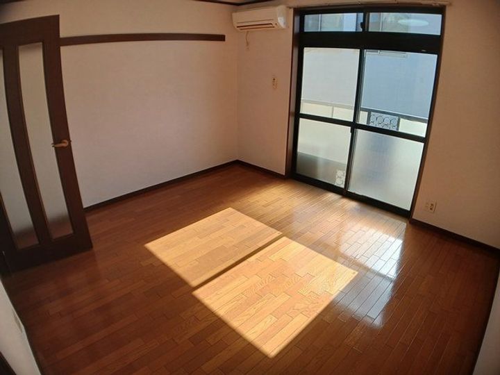 福岡県筑紫野市石崎1丁目(アパート)の賃貸物件の居間