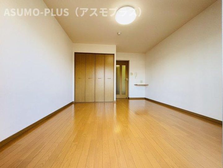 リファレンス筑紫野の居間