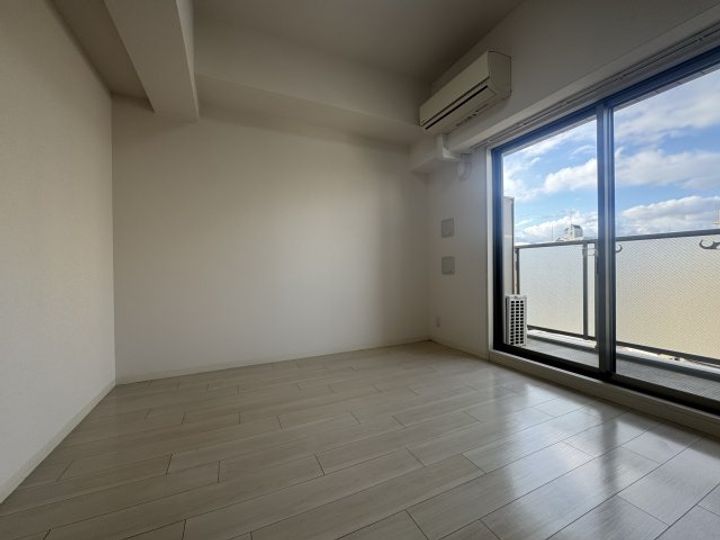 エスプレイス大阪城SOUTHの居間