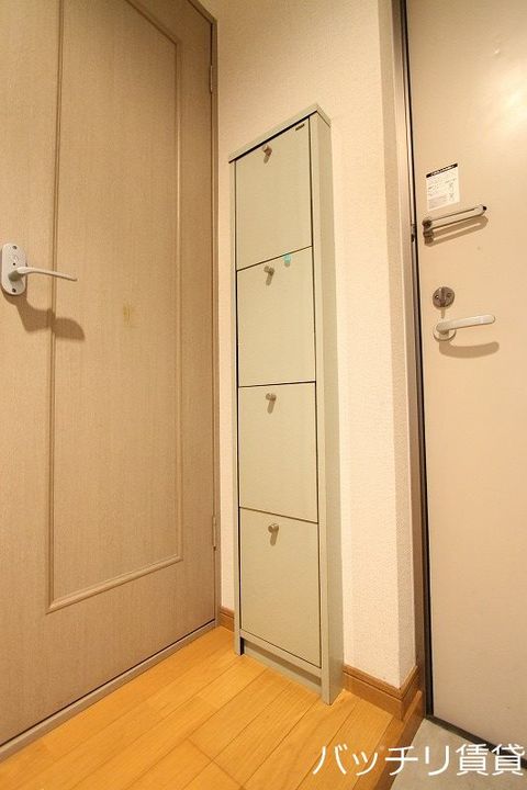 オークヴィラ黒川の玄関