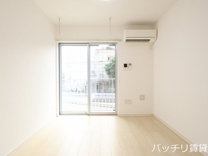 パレッタ小本EASTの居間