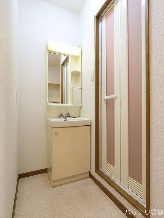 愛知県名古屋市中川区愛知町の賃貸アパートの内装