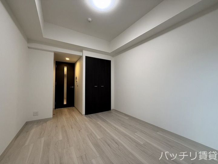 愛知県名古屋市中村区日吉町の賃貸マンションの居間