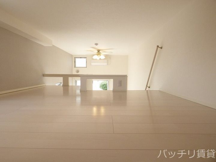 愛知県名古屋市南区呼続1丁目の賃貸アパートの寝室