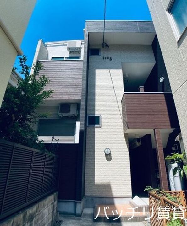 愛知県名古屋市東区黒門町の賃貸アパートの外観