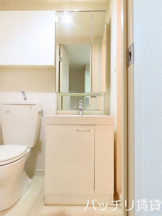 愛知県名古屋市中村区塩池町1丁目の賃貸アパートの内装