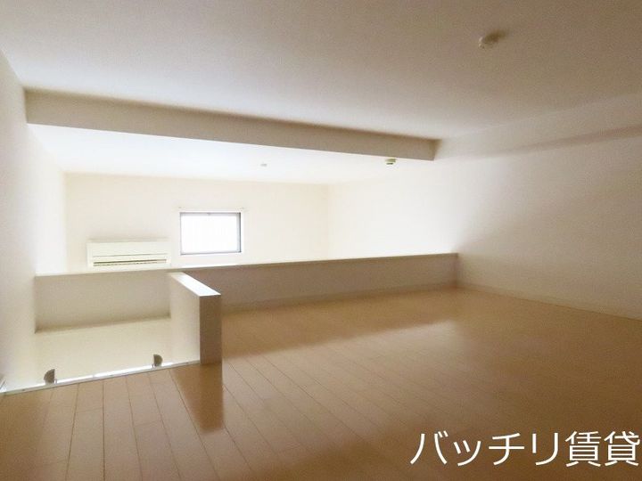 愛知県名古屋市中村区塩池町1丁目の賃貸アパートの寝室