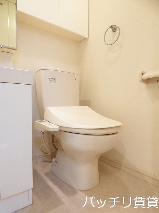 愛知県名古屋市守山区西島町の賃貸アパートの内装